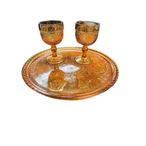 Vintage Indiana Tiara Amber Glass Tray & Cordial Glasses - Picture 1 of 7